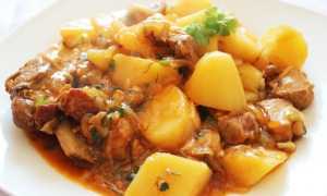 Что приготовить на ужин из свинины и картошки быстро и вкусно?