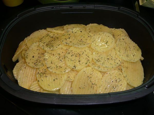 Треска, запеченная с картошкой